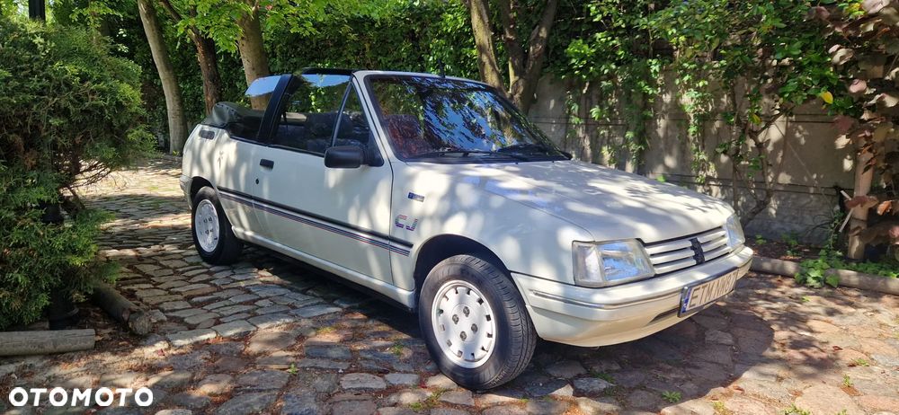 Peugeot 205 - 2