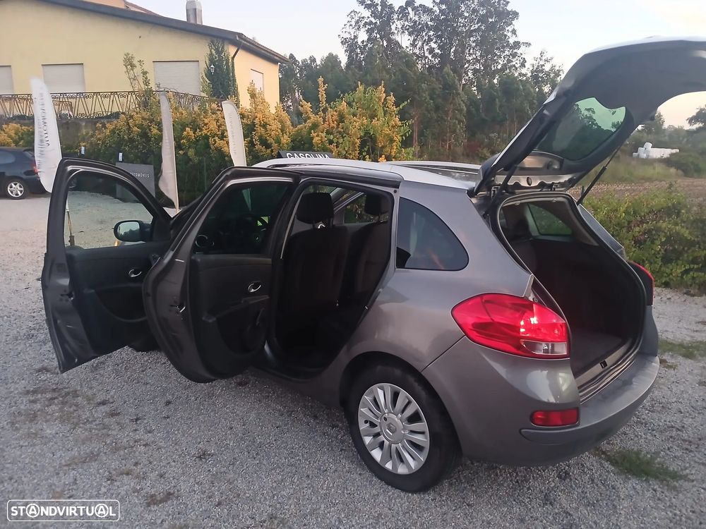 Renault Clio Break 1.2 16V Dynamique S - 9