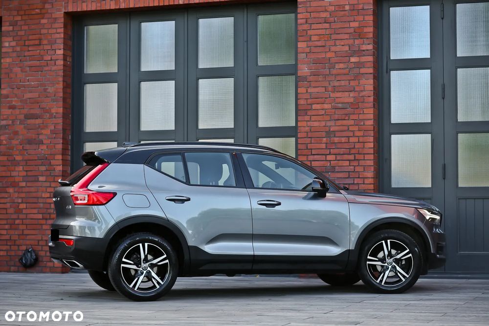 Volvo XC 40 D3 AWD Geartronic R-Design - 17