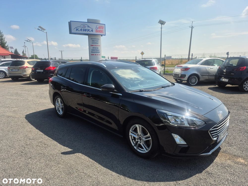 Ford Focus 1.0 EcoBoost STart-Stopp-System TITANIUM DESIGN - 1