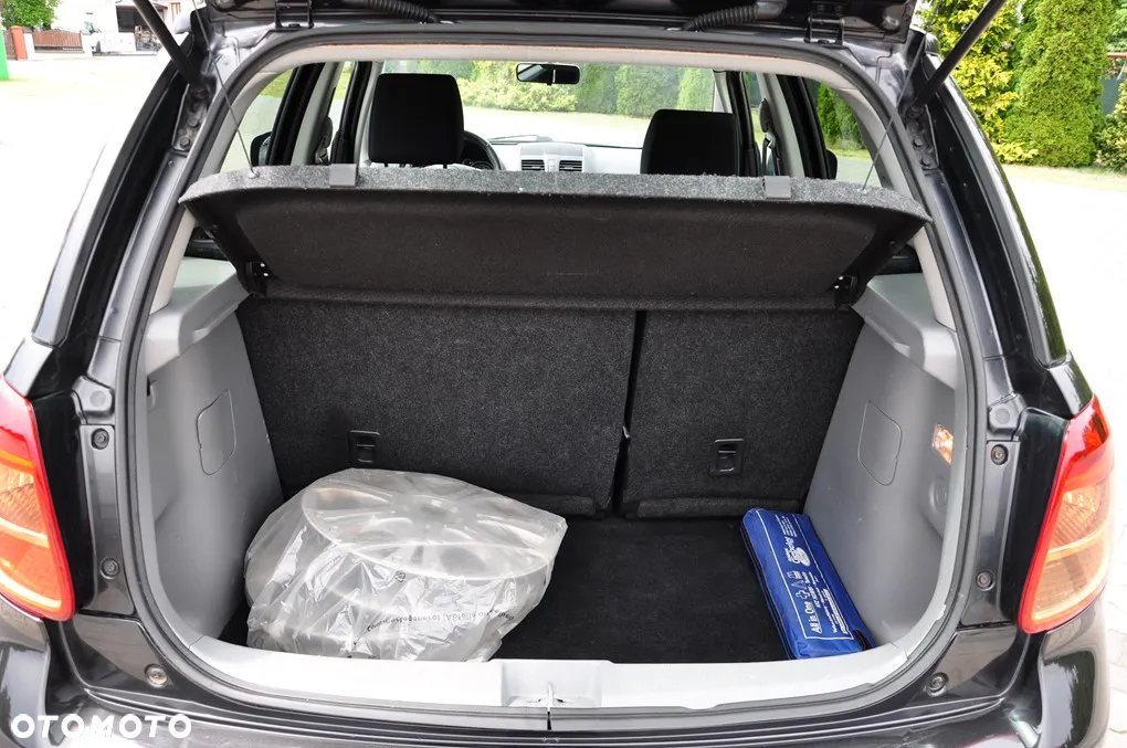 Suzuki SX4 1.6 Premium 4WD - 26