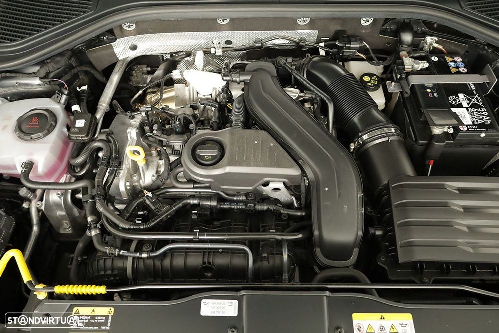 VW T-Roc 1.5 TSI Black Style DSG - 24