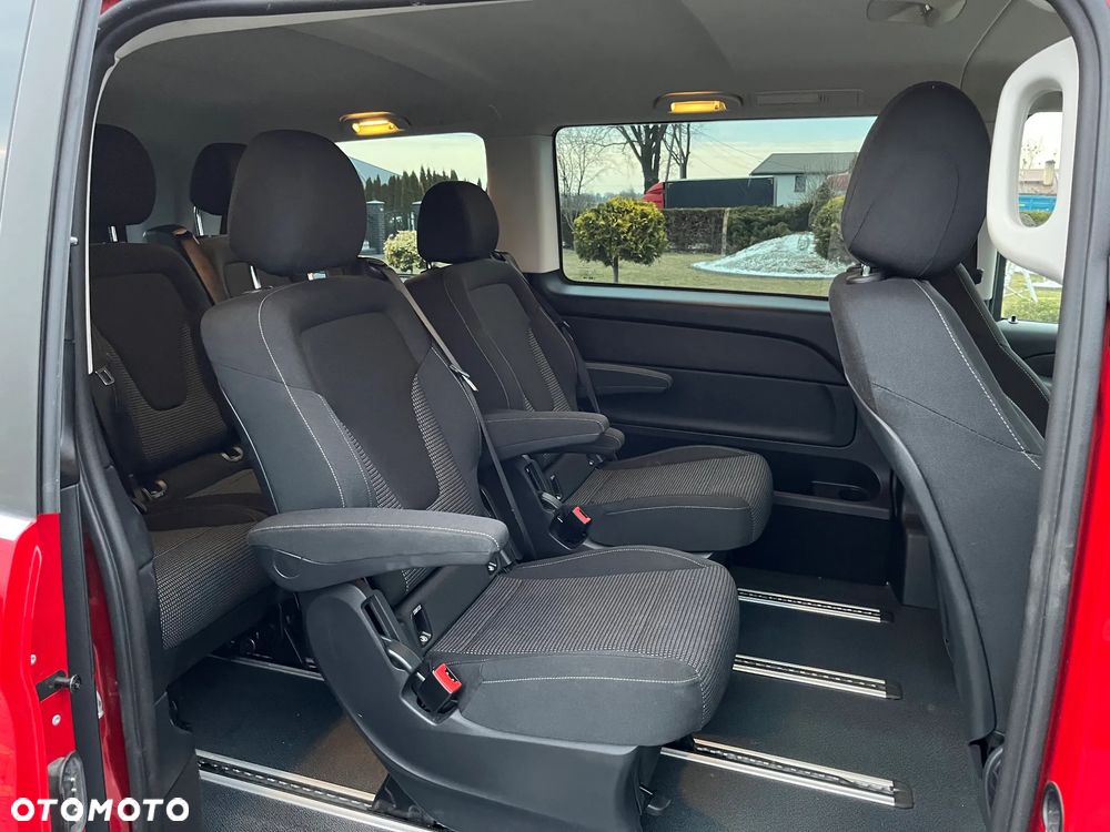 Mercedes-Benz Klasa V - 21