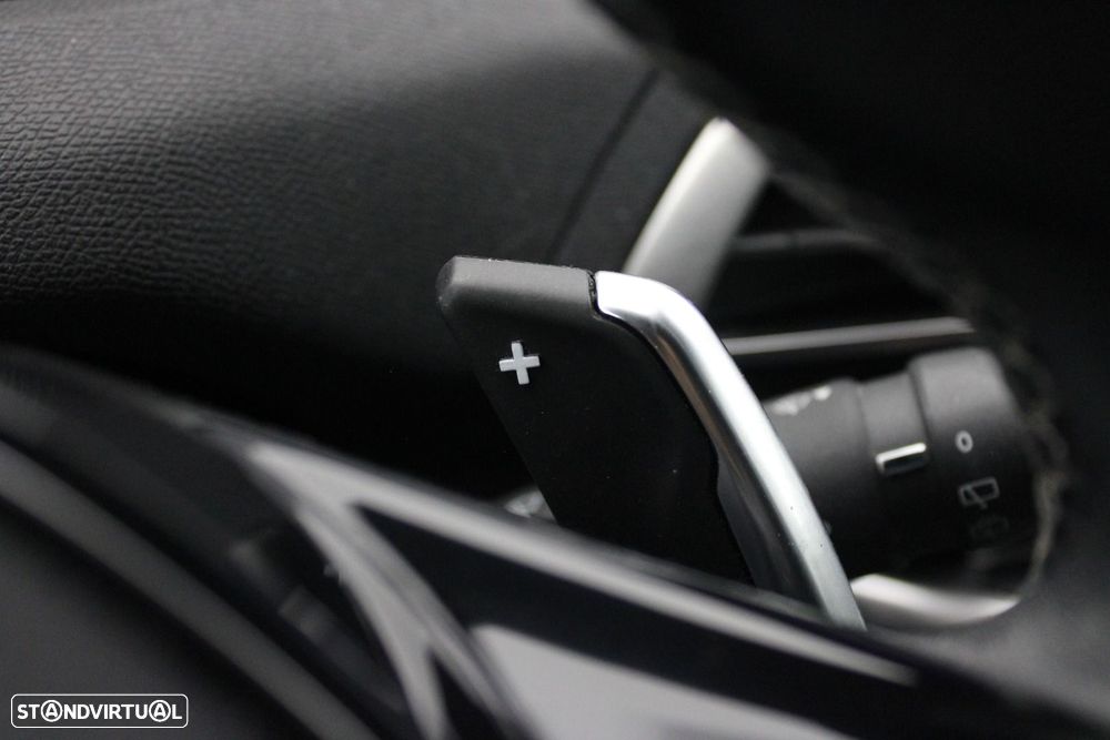 Peugeot 3008 1.2 PureTech Allure EAT8 - 15