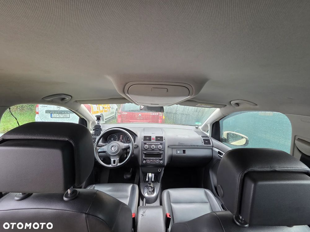 Volkswagen Touran 1.4 TSI BMT Comfortline DSG - 6