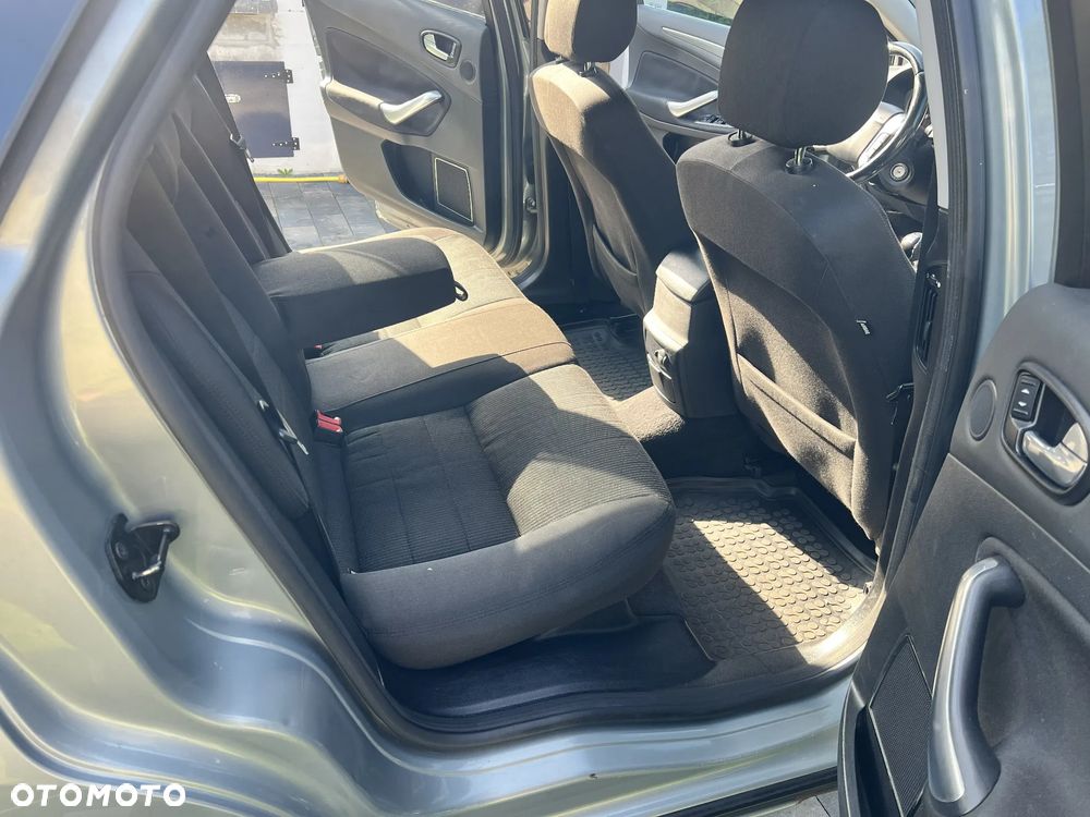 Ford Mondeo 2.0 TDCi Titanium X - 10
