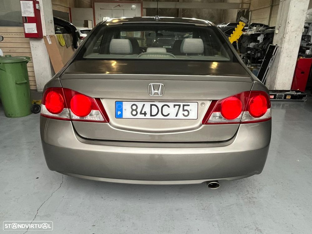 Honda Civic - 4