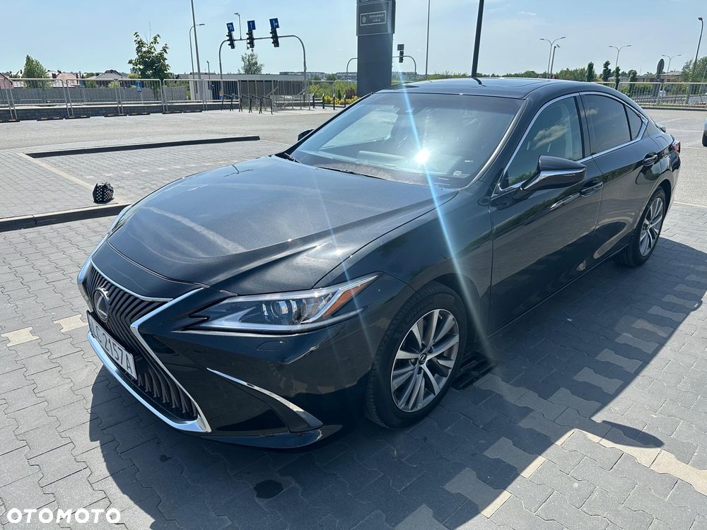 Lexus ES 300h Business Line - 4