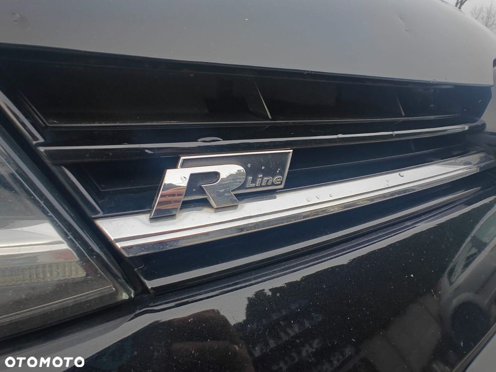 Volkswagen Golf 2.0 TDI R-Line DSG - 12