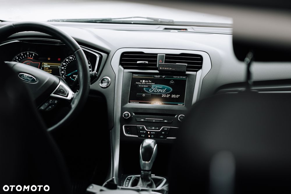 Ford Mondeo 2.0 TDCi Titanium PowerShift - 30