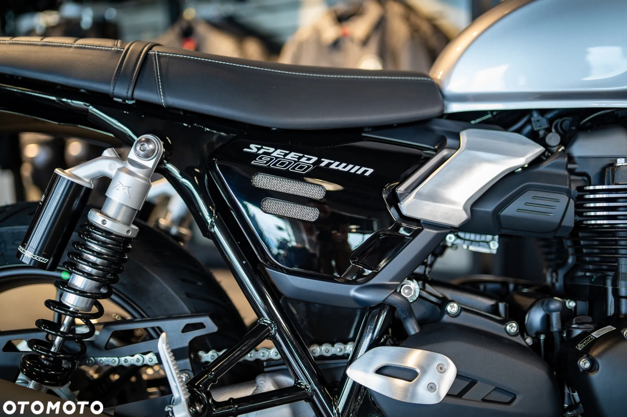 Triumph Speed Twin - 24
