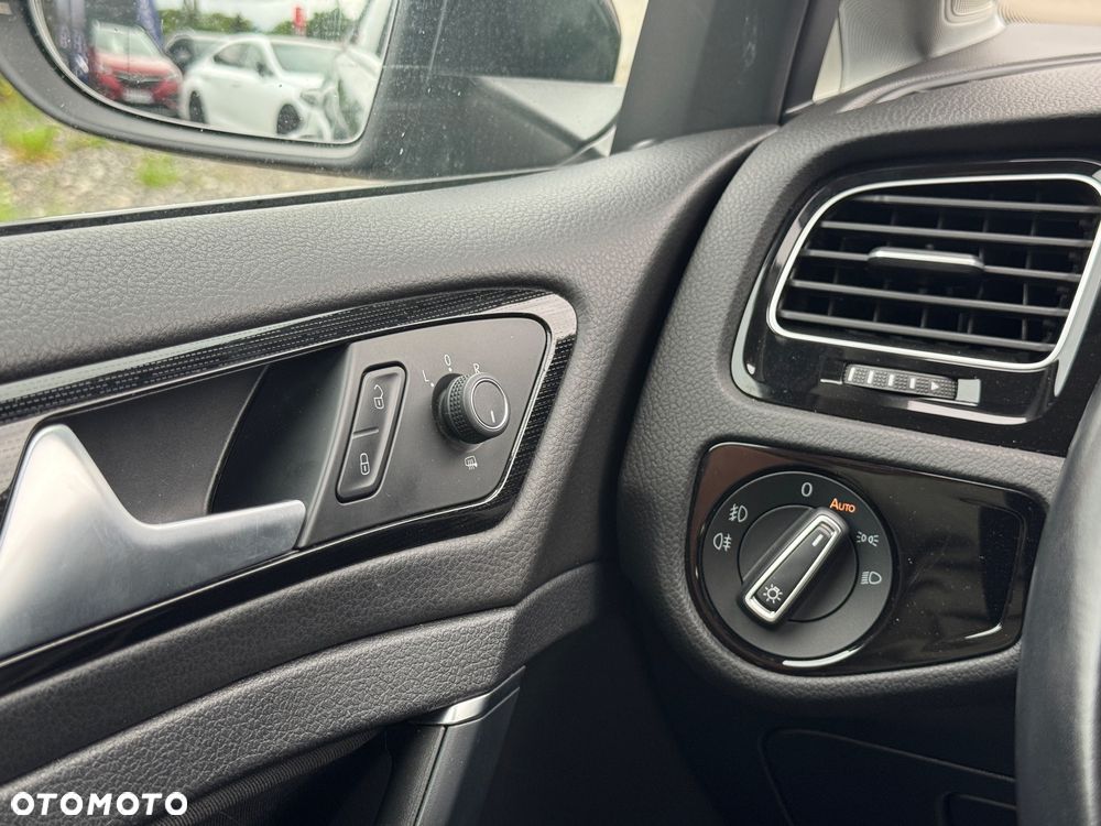 Volkswagen Golf 2.0 TDI BMT Highline DSG - 30