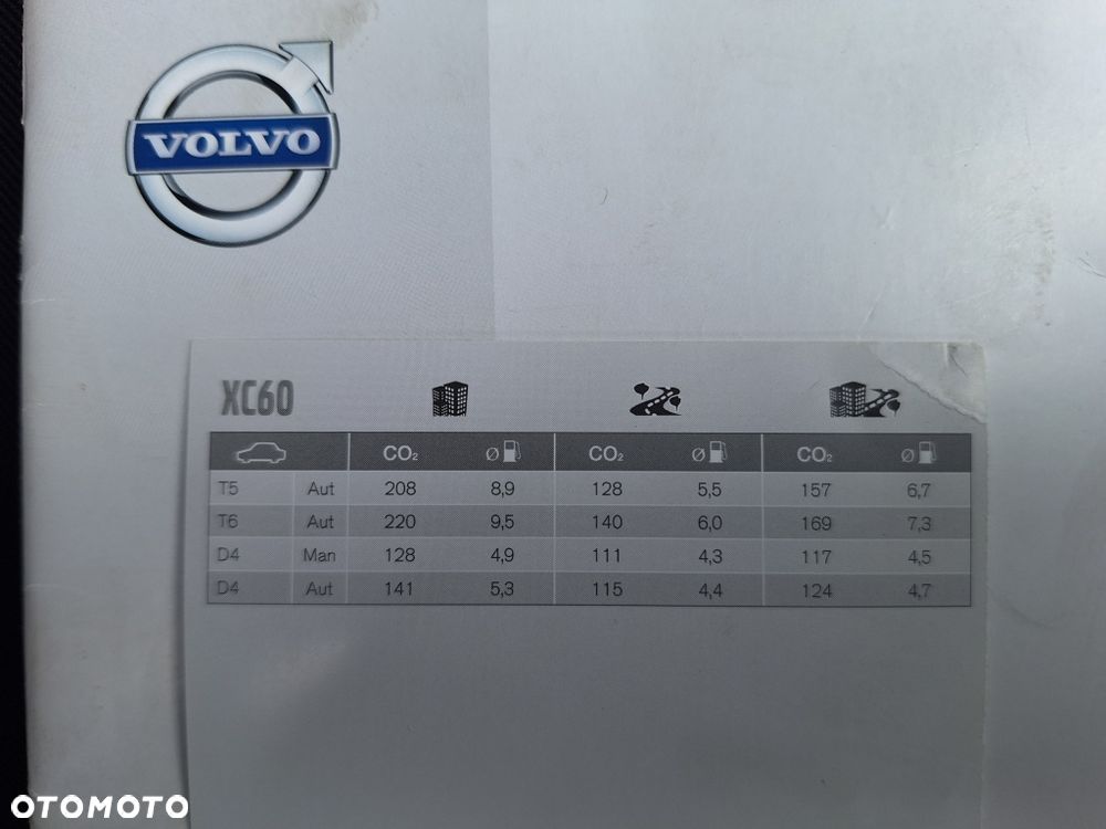 Volvo XC 60 D4 Geartronic Momentum - 27