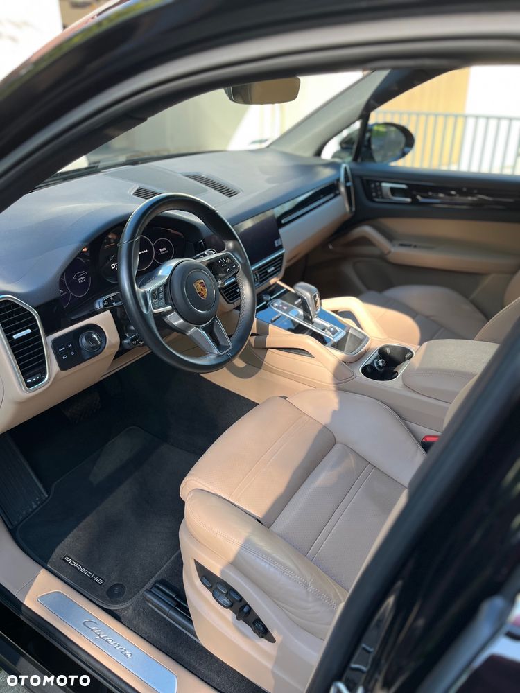 Porsche Cayenne Standard - 5