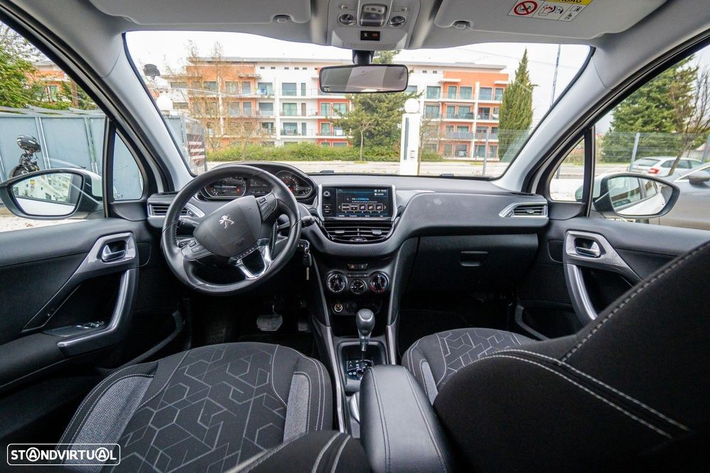 Peugeot 2008 - 9