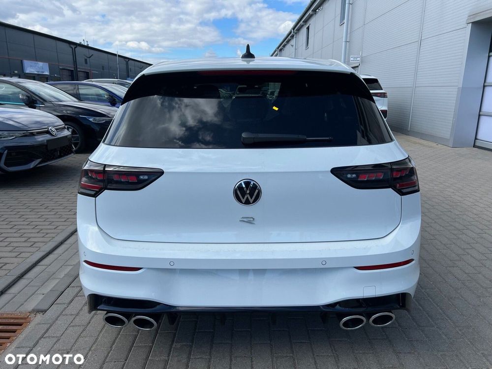 Volkswagen Golf - 15