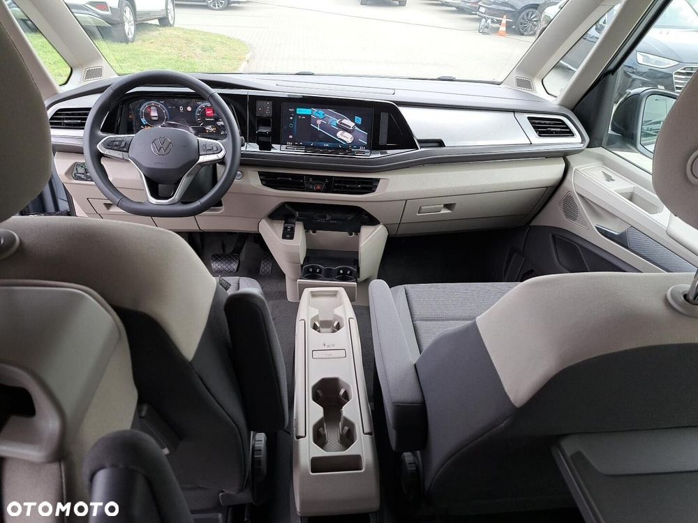 Volkswagen Multivan - 23