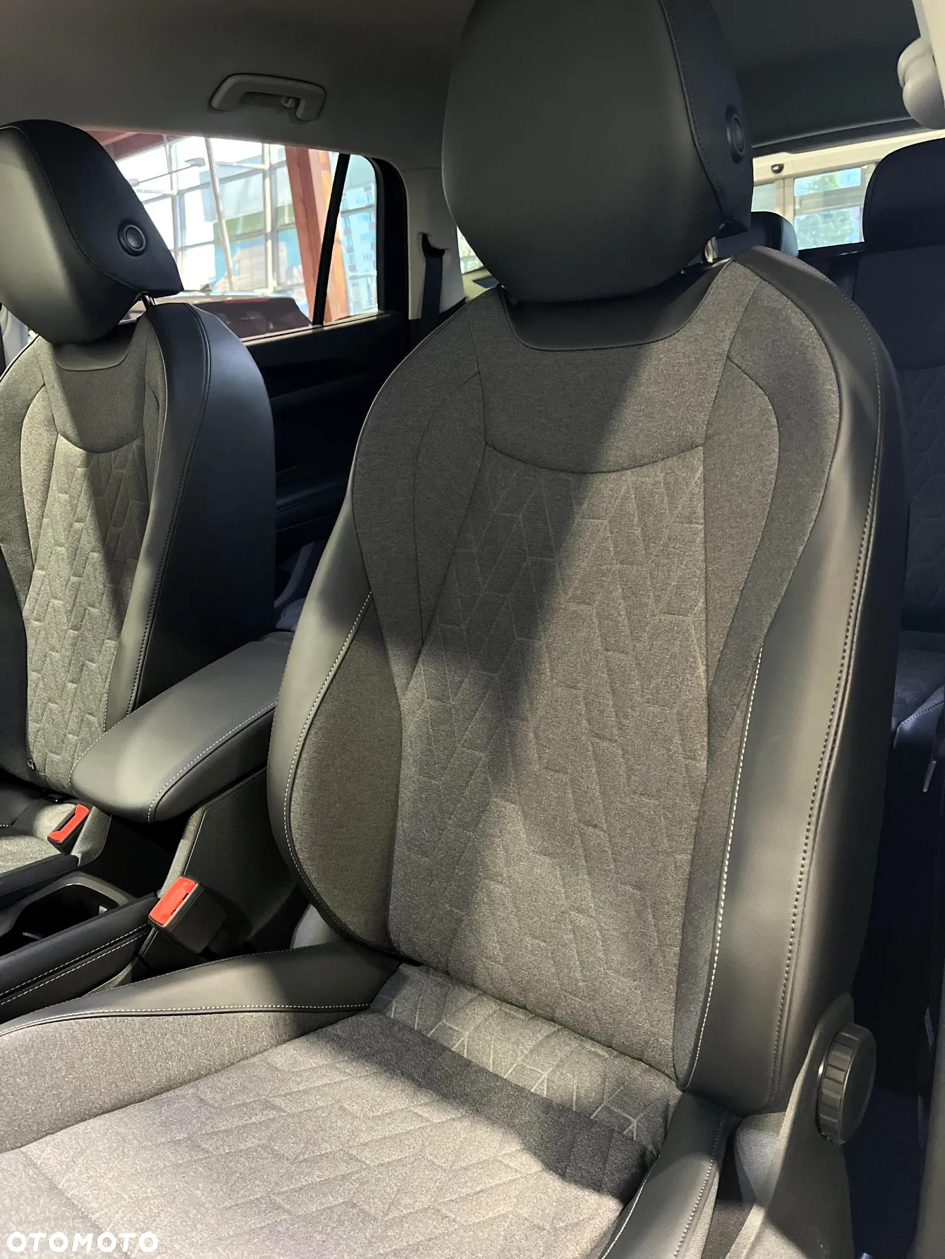Volkswagen Tayron 2.0 TSI Life Plus DSG - 12