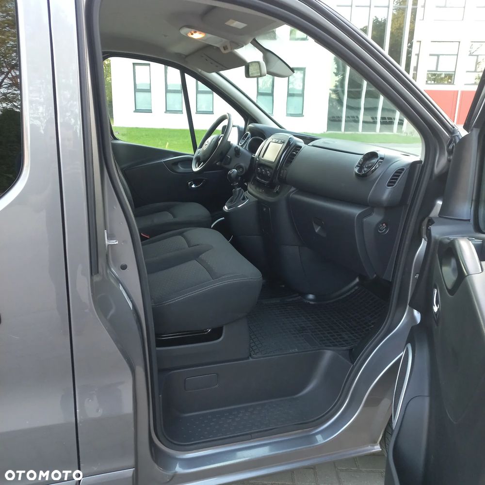 Opel Vivaro L2H1 2,9t Elegance Business - 10