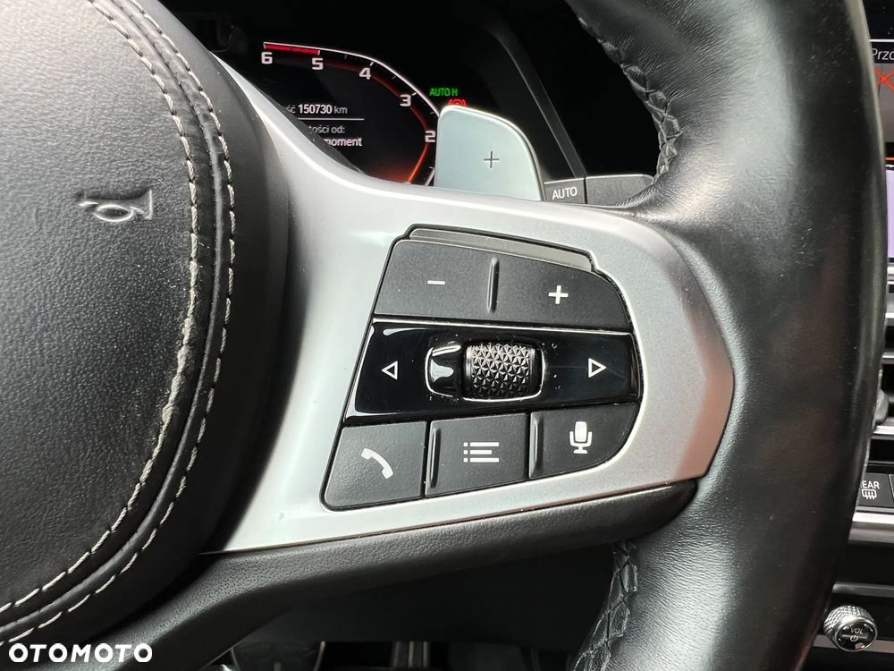 BMW X5 M M50d - 26