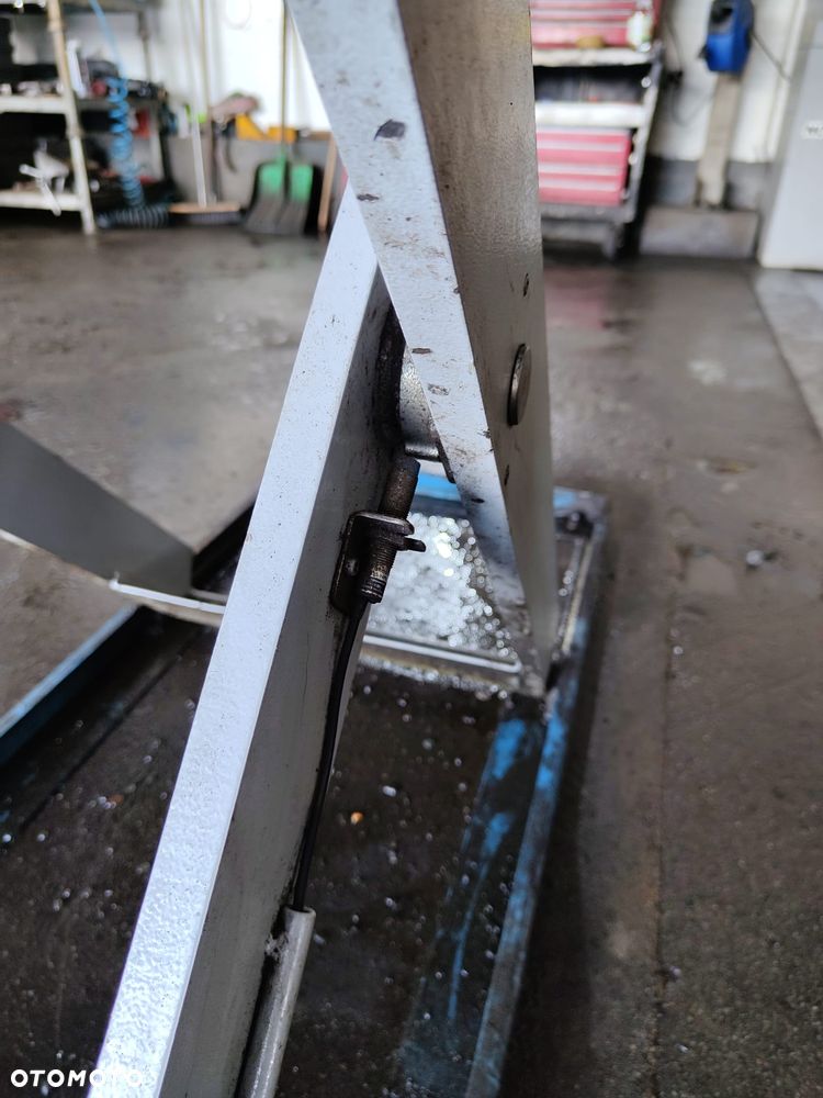 Podnośnik nożycowy naposadzkowy Nortec Pro PN3000A 3T - Rok 2019 - 7