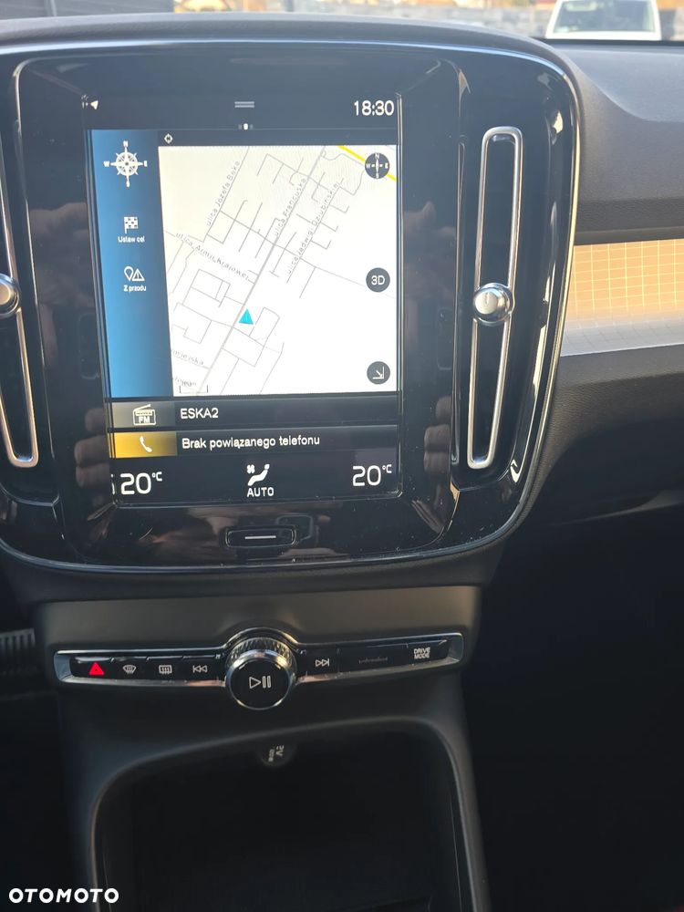 Volvo XC 40 T4 Plug-In Hybrid Core - 12