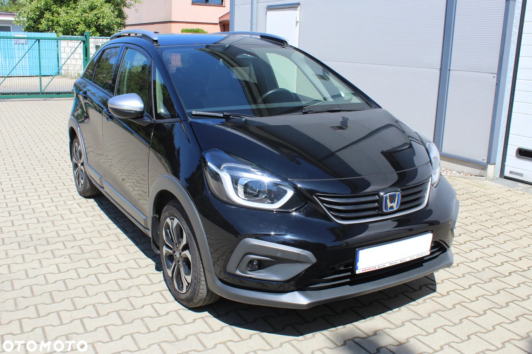 Honda Jazz 1.5 i-MMD Executive Crosstar (Czarny Dach) - 2