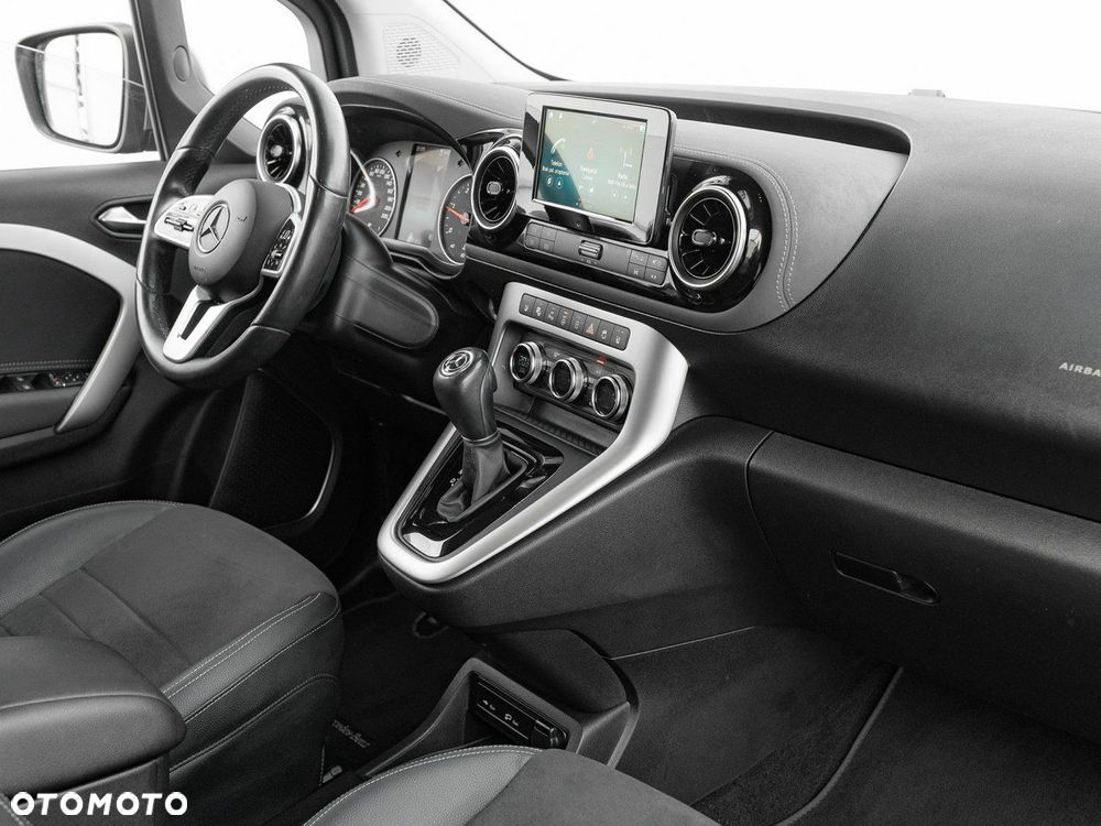 Mercedes-Benz Klasa T 180 d - 30