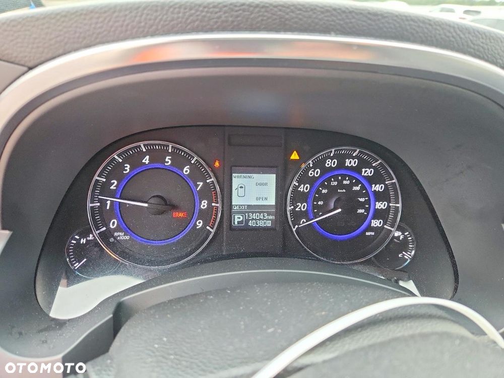 Infiniti QX70 - 29