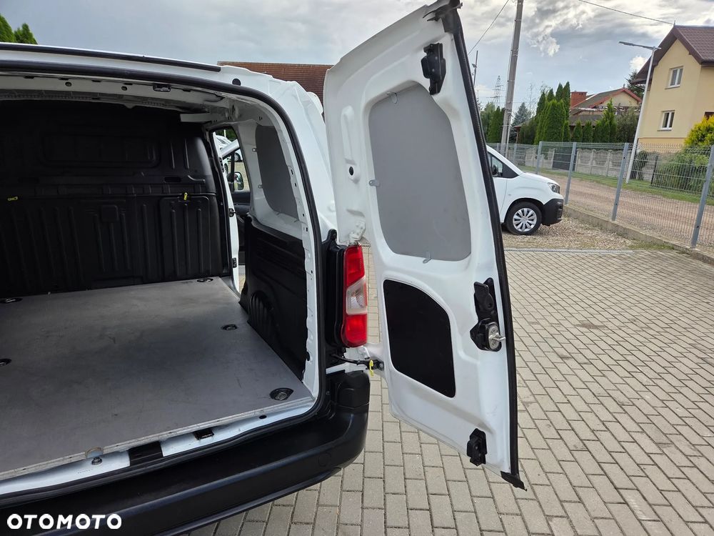 Toyota Proace City - 18
