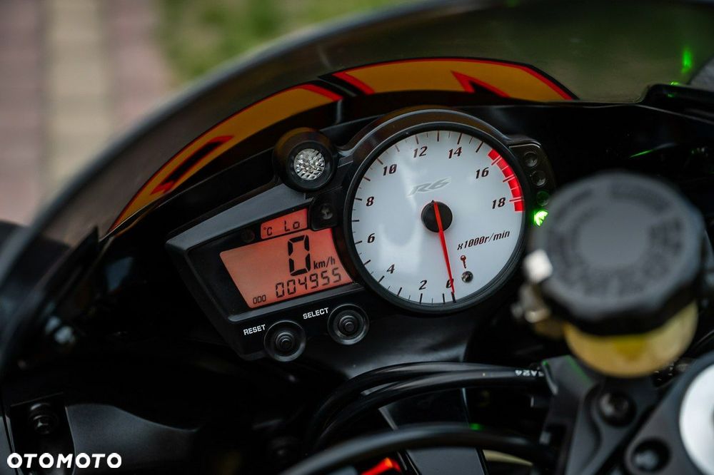 Yamaha R6 - 9