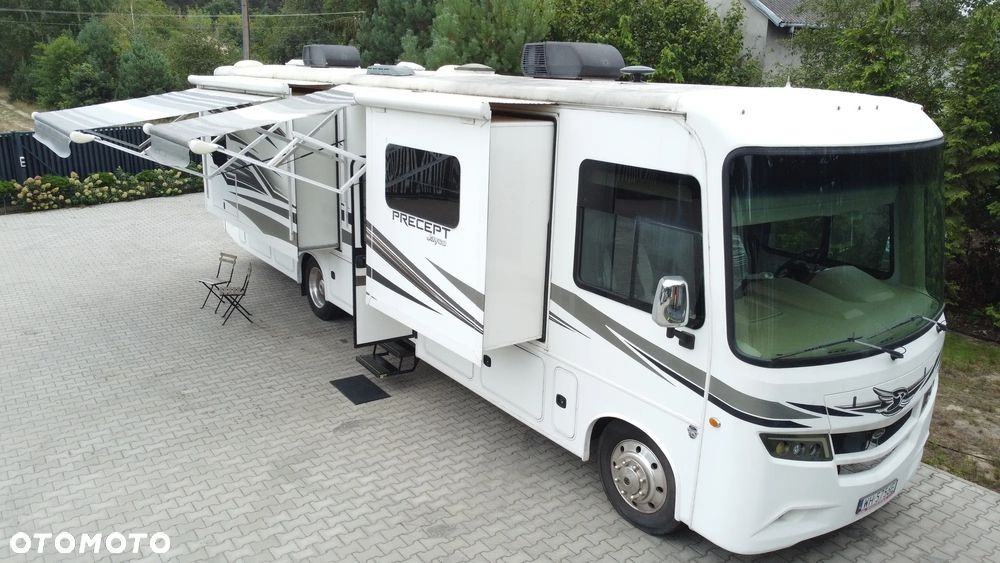 Inny Ford F53 - 1