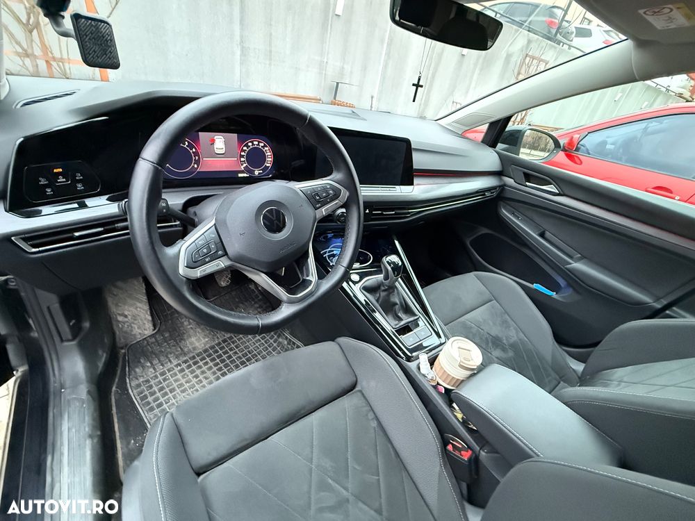 Volkswagen Golf 1.5 TSI ACT Style - 12