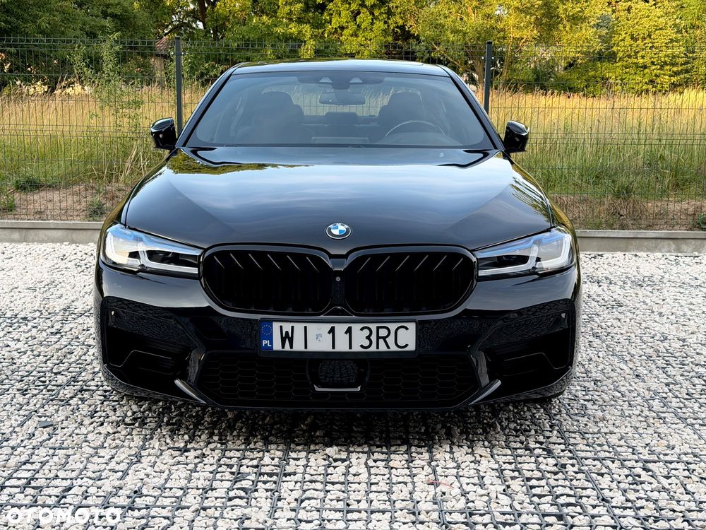 BMW Seria 5 530i xDrive Sport Line - 3