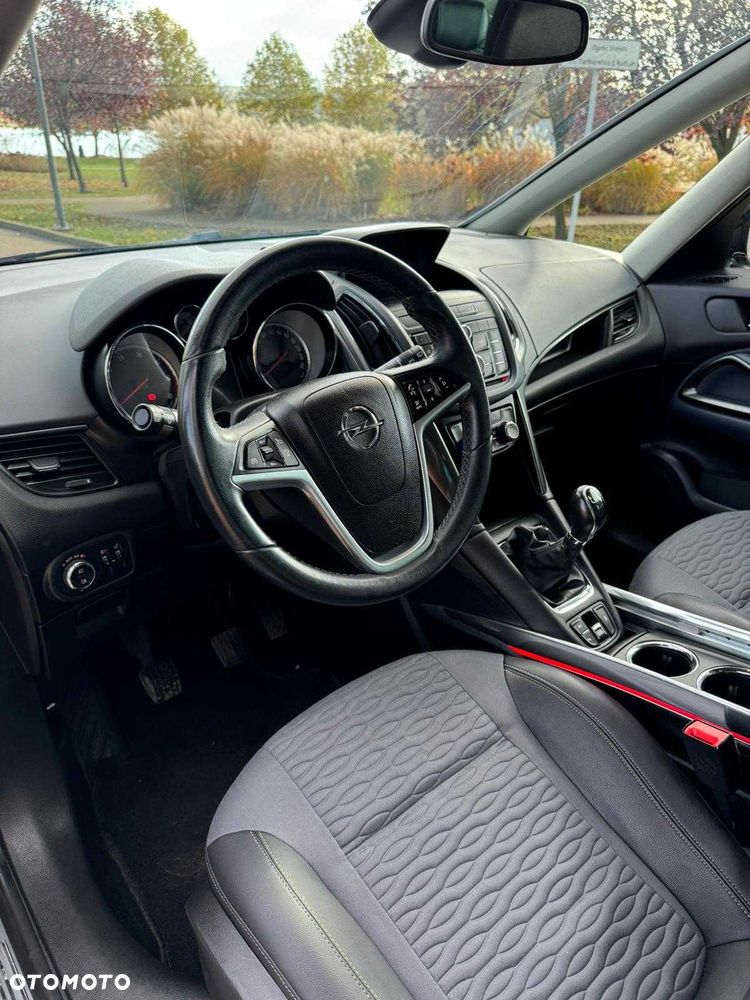 Opel Zafira - 6