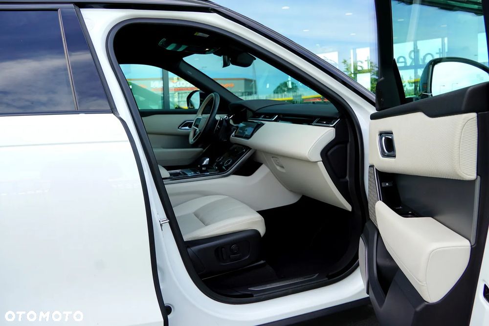 Land Rover Range Rover Velar 3.0 D300 mHEV R-Dynamic SE - 17