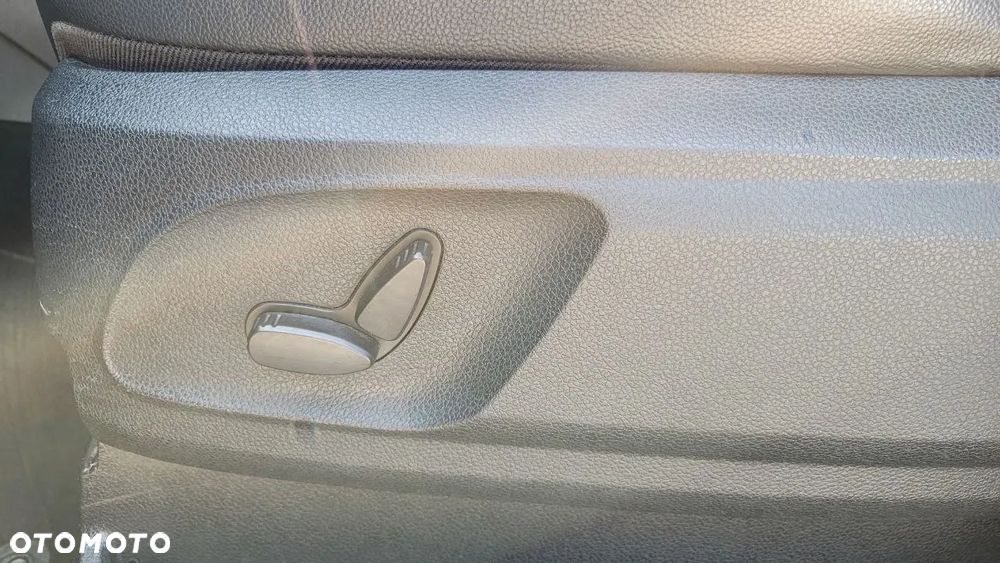 Ford Kuga 2.0 TDCi Titanium FWD - 2