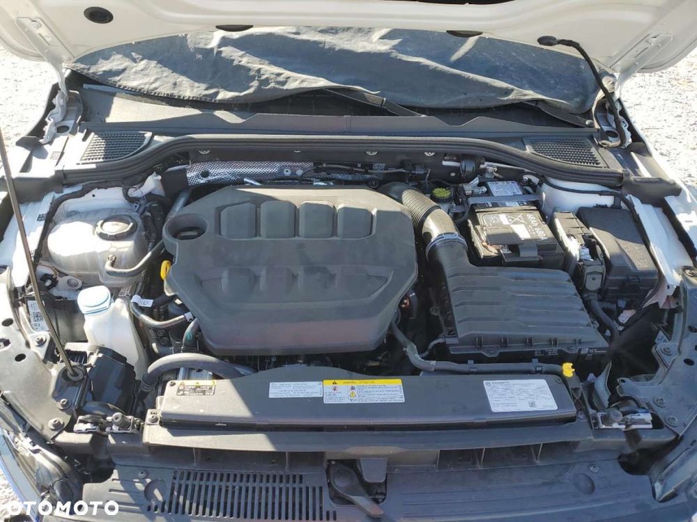Volkswagen Golf - 11