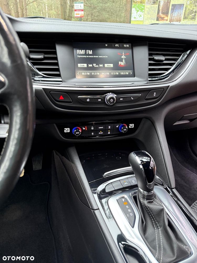 Opel Insignia 1.5 Automatik Business Edition - 26