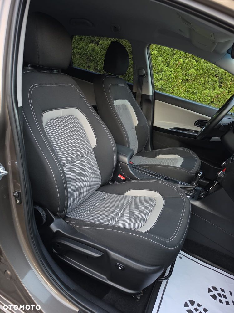 Kia Ceed 1.6 GDI DCT Platinum Edition - 24