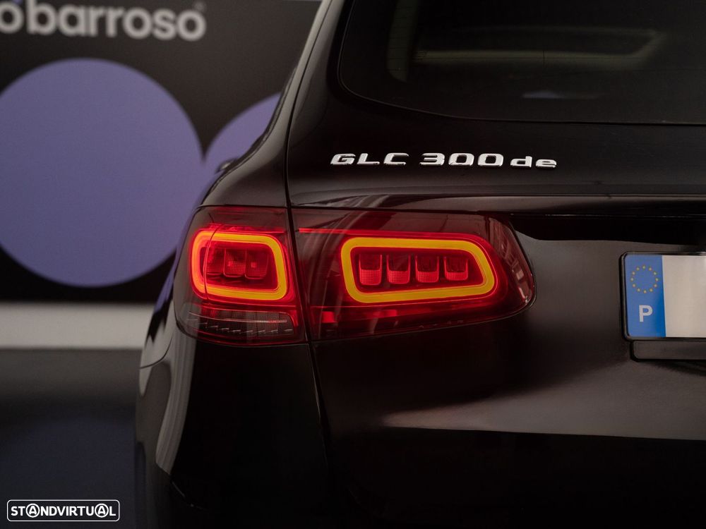Mercedes-Benz GLC 300 de 4Matic - 11