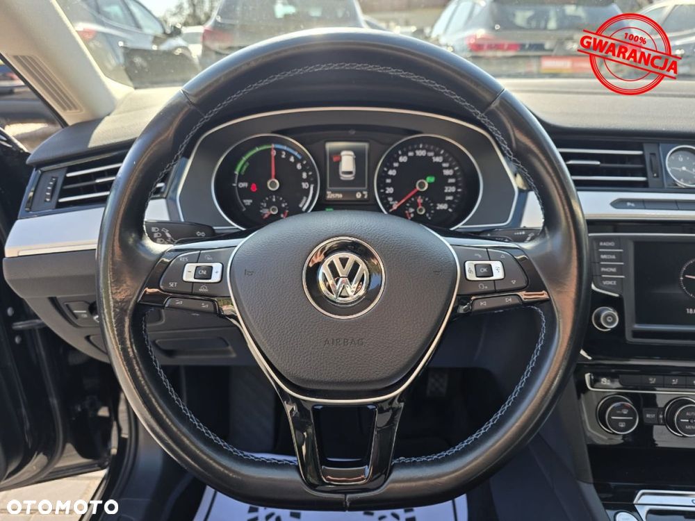 Volkswagen Passat Variant - 28
