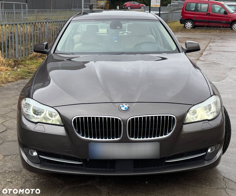 BMW Seria 5 528i xDrive Modern Line - 1