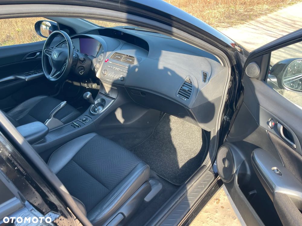 Honda Civic 1.8 GT Special Edition - 22