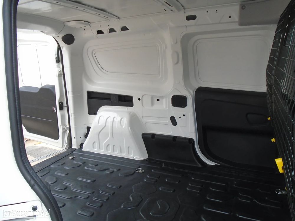 Fiat Doblo 1.3 M-JET 95 CV-  3 LUGARES-NACIONAL- IVA DEDUTIVEL - 19