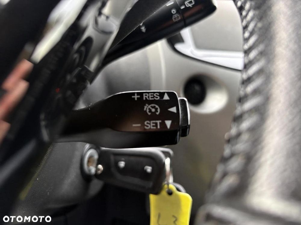 Peugeot 108 VTI 68 Style - 22