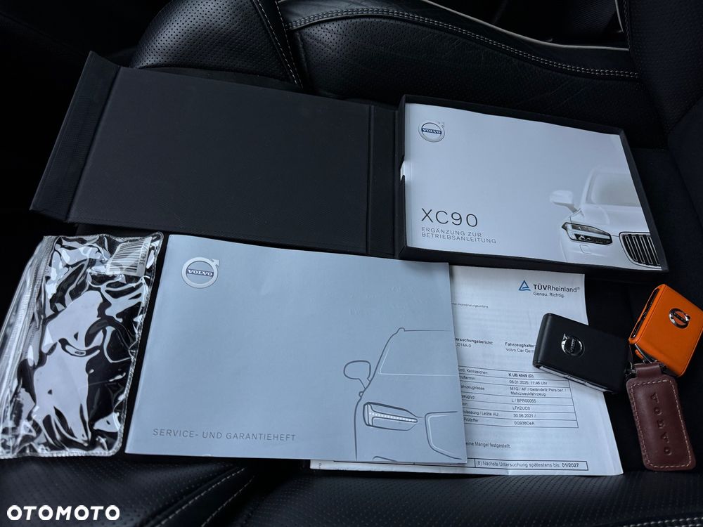 Volvo XC 90 B5 D AWD Ultimate Dark - 27