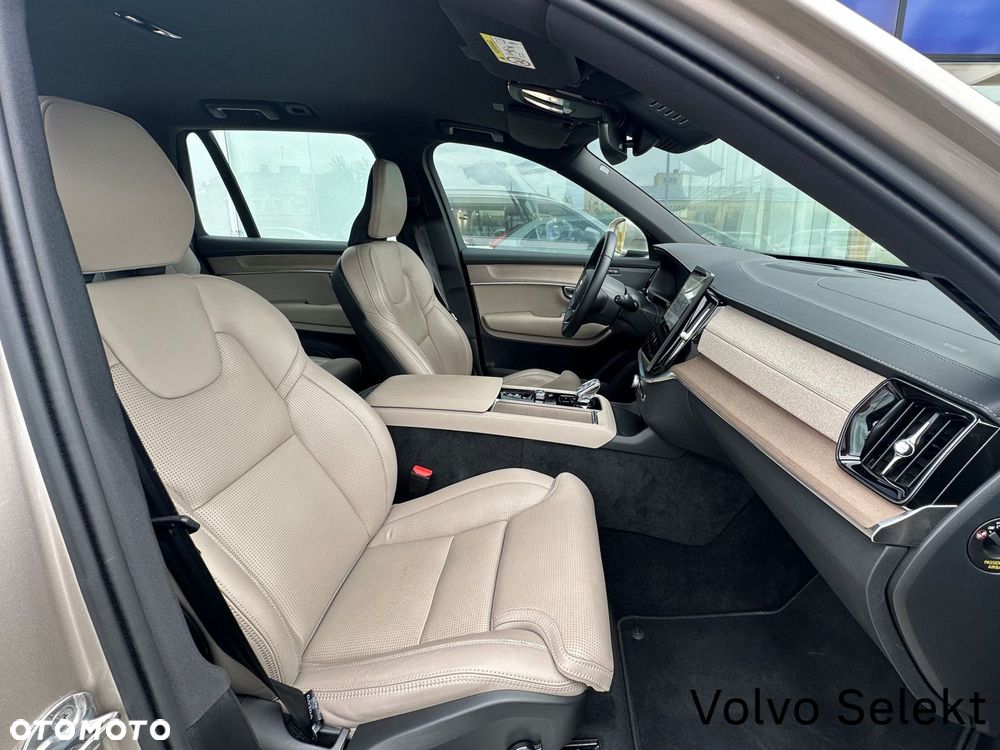 Volvo XC 90 - 28