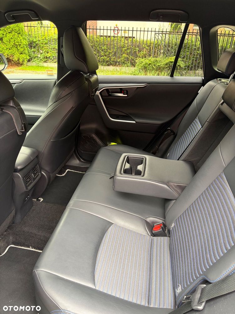 Toyota RAV4 - 31