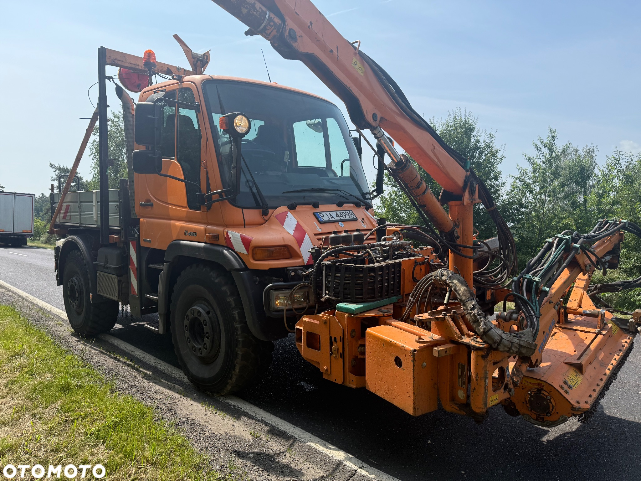 Mercedes-Benz UNIMOG U400 - 2